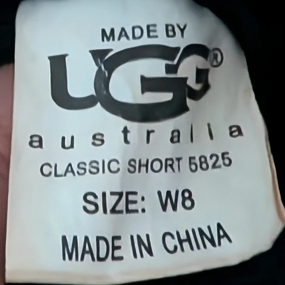 Pre-owned UGG Women's Black Classic Boots Size 8